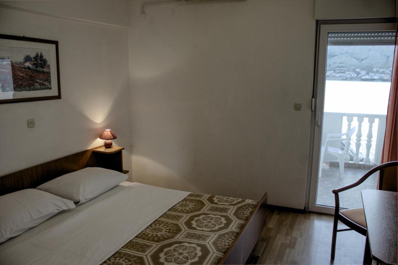 Bellavista Bed And Breakfast Pag Town Bagian luar foto