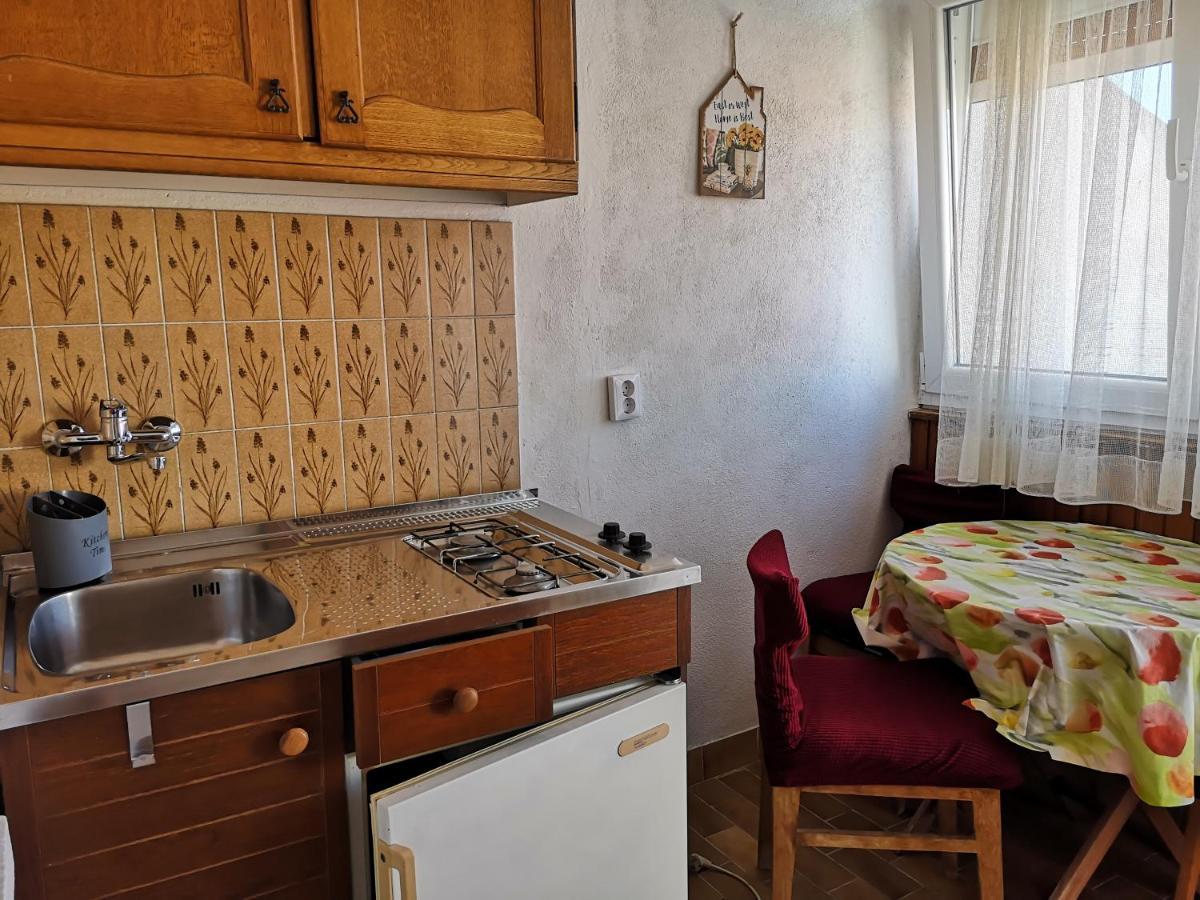 Bellavista Bed And Breakfast Pag Town Bagian luar foto