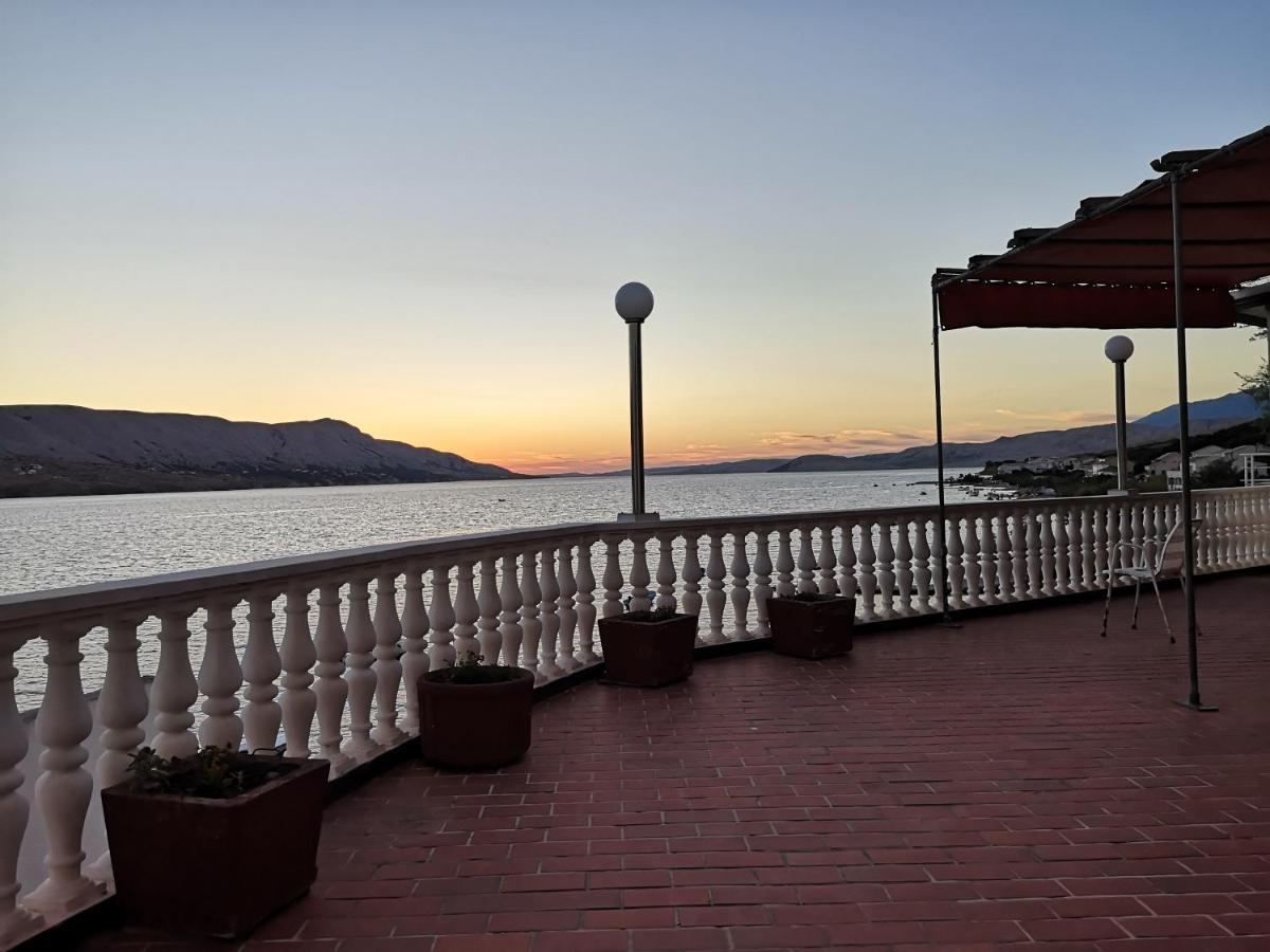 Bellavista Bed And Breakfast Pag Town Bagian luar foto