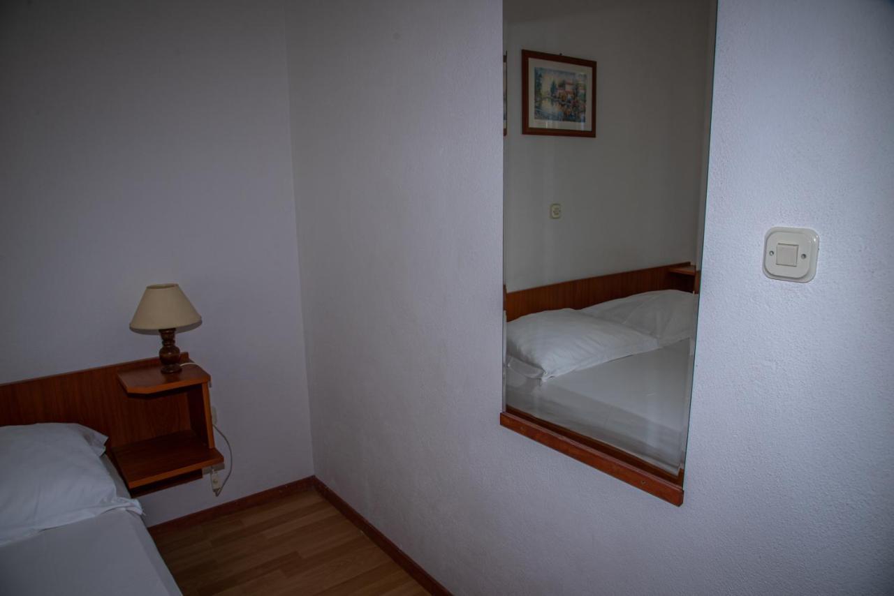 Bellavista Bed And Breakfast Pag Town Bagian luar foto