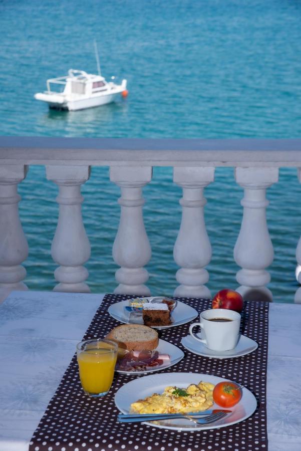 Bellavista Bed And Breakfast Pag Town Bagian luar foto